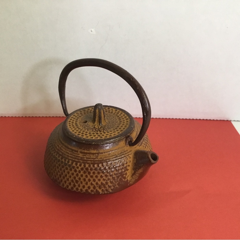 COPY - Mini Iron Kettle